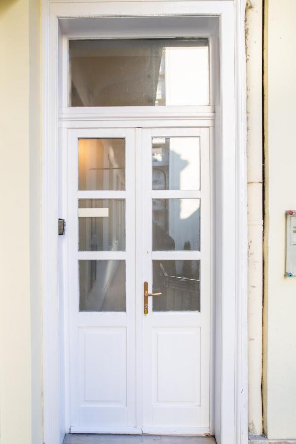 N28 Studio Apartment In Andrassy Boulevard. Budapest Exterior photo